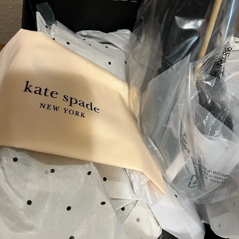🆕kate spade new york Black Marabou PomPom Glitter Tweed Pointed Toe Stiletto